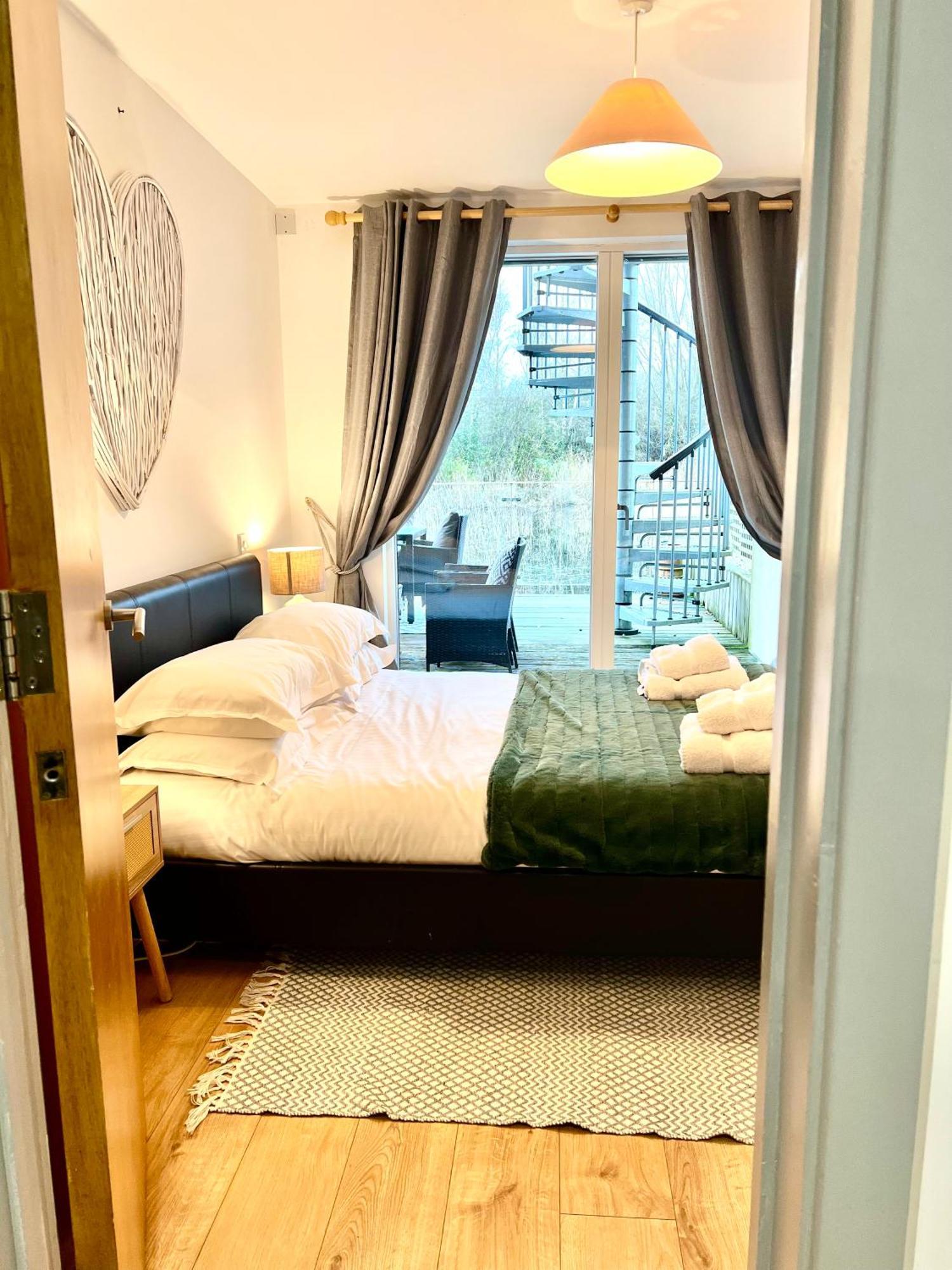 Blueberry Cottage - Lower Mill Estate Somerford Keynes 외부 사진